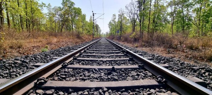 Drunk Man Arrested for Driving Car onto Railway Track in Kerala