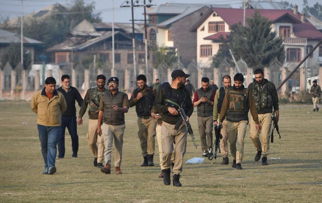 Terrorists Target Police Officer in Srinagar; Area Cordoned Off Following Attack