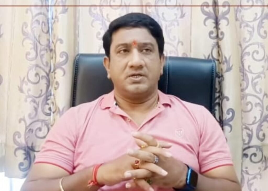 Dr. Bhushan Jyotirvid: The Top Astrologer of Nagpur
