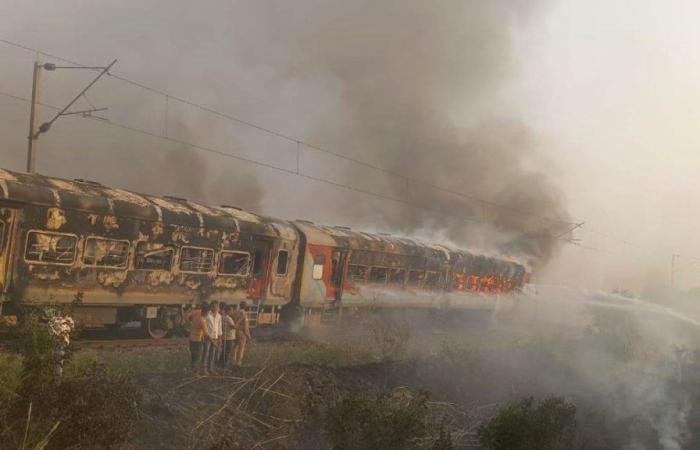 Train Coach Catches Fire Near Agra, No Injuries Reported