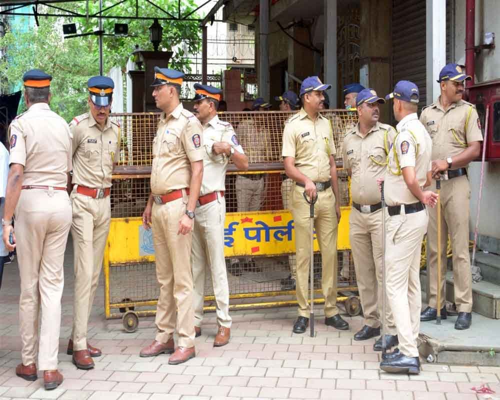 Delhi Police Investigate Murder Case with Crores Found in Accused's Home, Probing Trafficking Angle