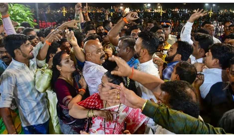 Clash Between Shiv Sena Factions Mars Bal Thackeray's Death Anniversary Eve