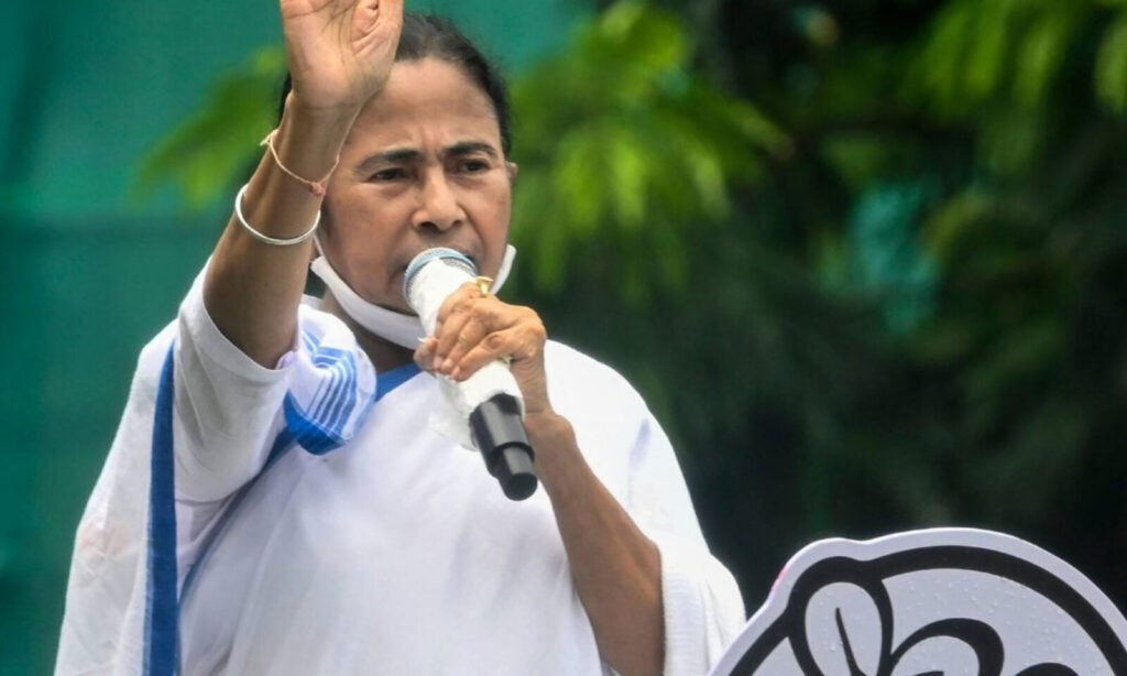 Mamata Banerjee Set to Meet PM Modi Amid Dispute Over Bengal's Pending Dues