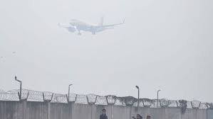 Dense Fog Continues to Disrupt Flights at Delhi Airport, IMD Forecasts Extended Foggy Spell