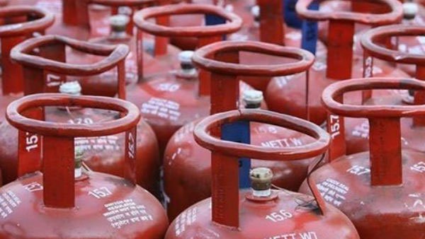 Commercial LPG Cylinder Prices Cut by ₹39.50 Amid Global Fuel Rate Decline