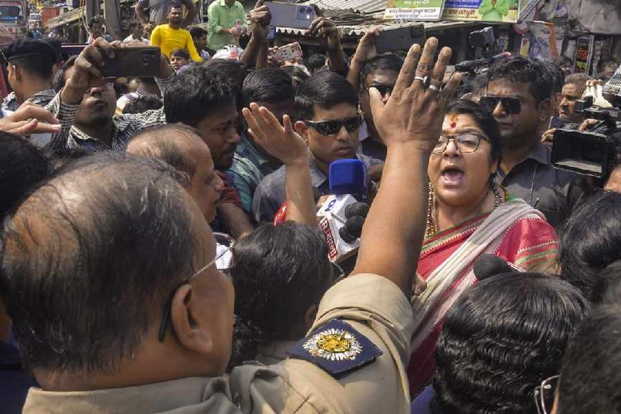 Fresh Protests Erupt in Bengal's Sandeshkhali, Tensions Escalate Amid Allegations