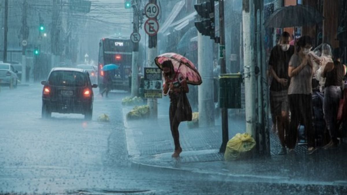 Kerala Rains,IMD Issues Red, Orange, Yellow Alerts Indianflux
