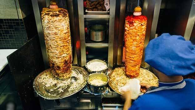 Tragedy in Mumbai: 19-Year-Old Dies After Consuming Shawarma, Vendors Arrested