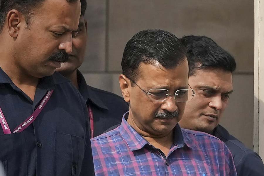 Delhi High Court Seeks CBI's Response on Arvind Kejriwal's Plea Against Arrest