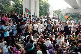 Bangladesh Hindus Protest Against Violence; Muhammad Yunus Urges Protection for Minorities