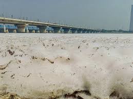 Yamuna Covered in Toxic Foam, Delhi Air Quality Remains Poor Amid Health Warnings