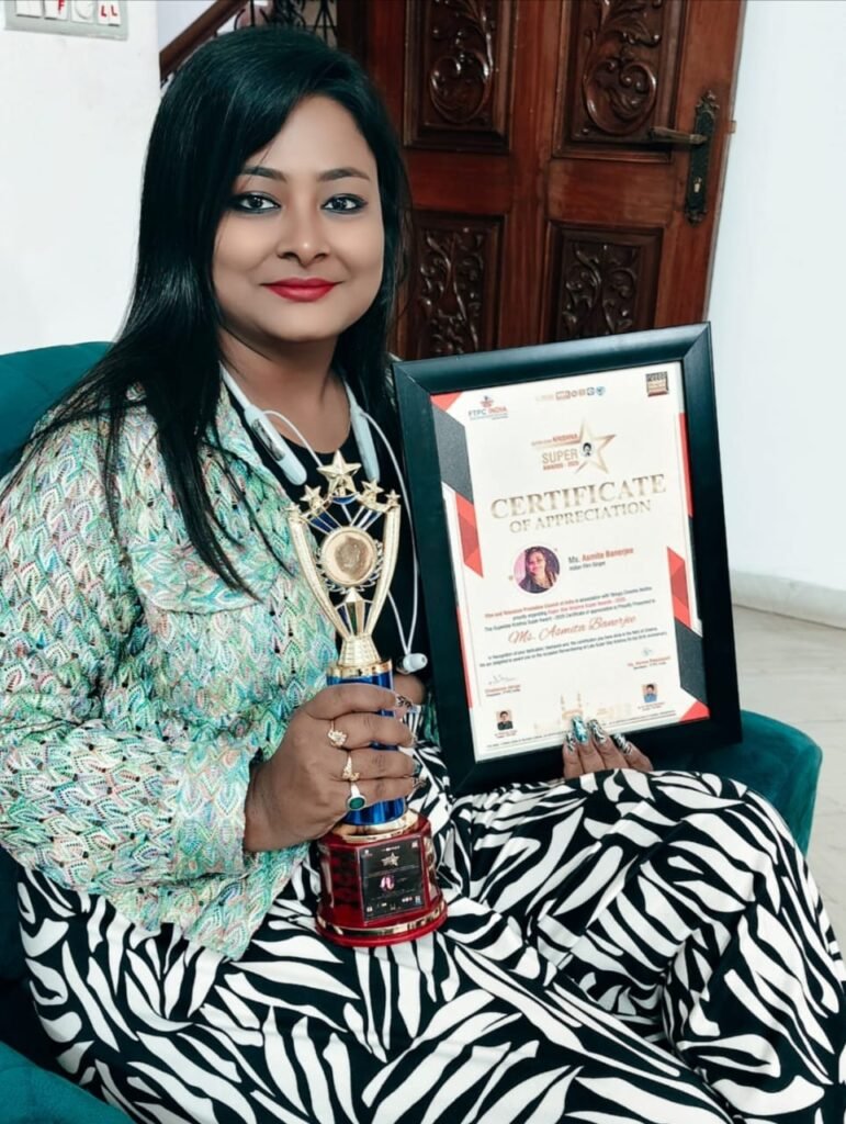 Asmita Banerjee Lauded for Vocal Prowess at Superstar Krishna Super Awards.